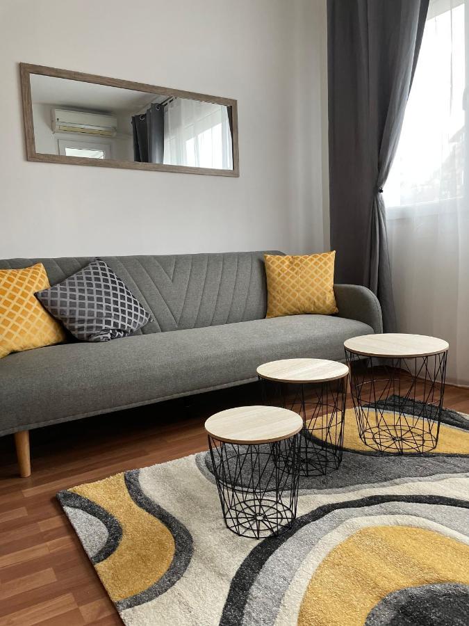 Sity Home Burgas Exteriör bild